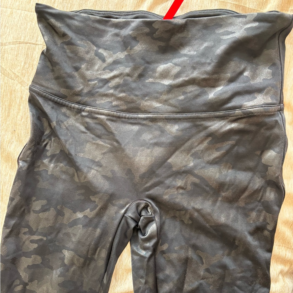 SPANX black camo full length workout leggings